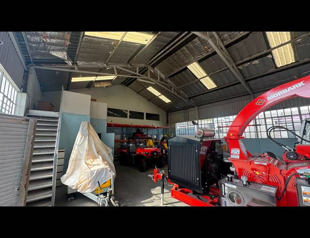 449M² WAREHOUSE TO LET IN WYNBERG